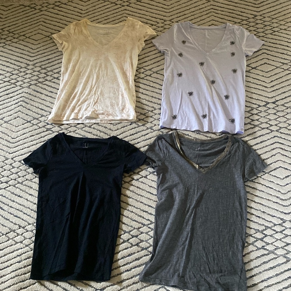 Set of 4 a new day Short Sleeve Tops